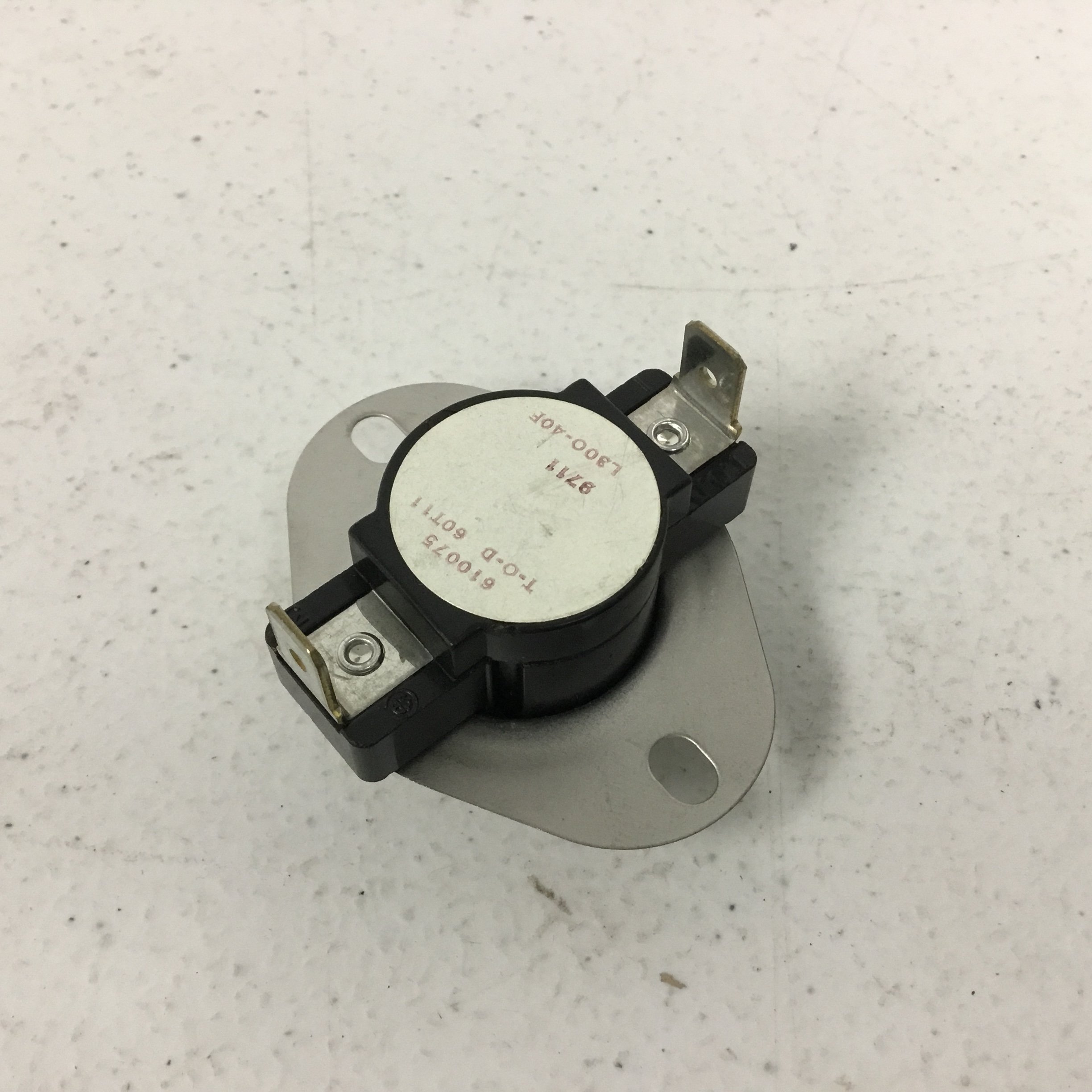 Amazon.com: Supco Series L300 Thermostat 60T11 Style 610075